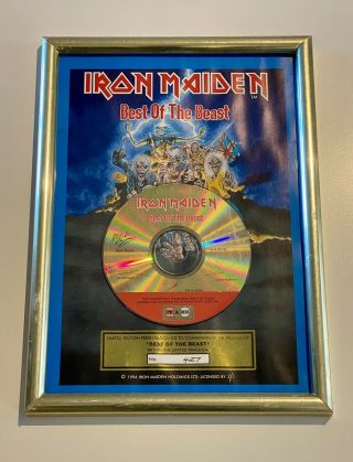 Iron Maiden: Official 