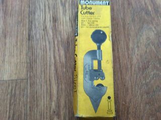 Vintage Monument Tube Cutter Size 1 2