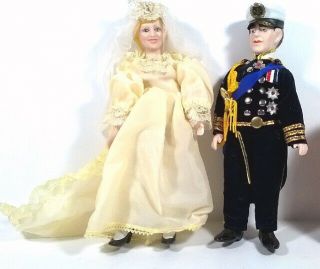 Vintage Princess Diana & Prince Charles Wedding Porcelain Doll Set 1990 