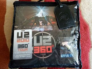 U2 360º Tour Vip 2010 Pack Blanket,  Tour Photo Book,  Ear Plugs,  Pass Ultra Rare