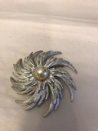 Signed Sarah Cov Vintage Silver Tone Pearl Flower Pinwheel Brooch Pin