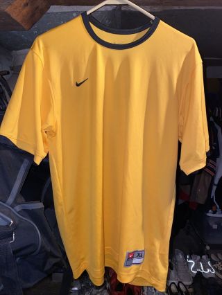 Nike Dri Fit Team Jersey Shirt Tshirt Mens Xl Extra Large Yellow Black Vtg