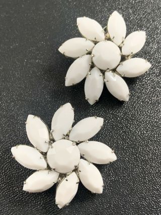 Weiss Signed Vintage Clip Earrings 1.  5” White Lucite Flowers Silver Tone