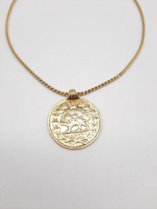 Vintage Pendant Necklace Ancient Roman Coin Motif In Gold Tone 15 "