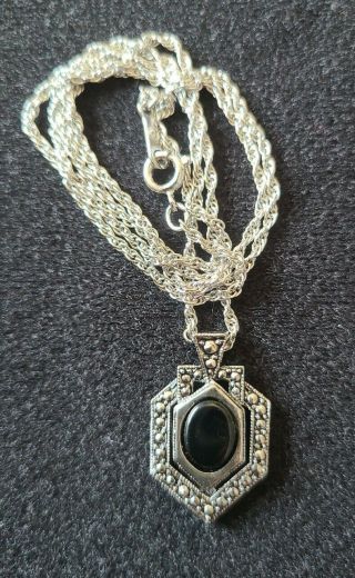 Vintage Avon Art Deco Style Onyx Silvertone Necklace 9 "