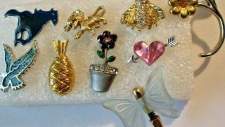 8 Vintage Pins Mixed Materials Eagle Flowers Butterfly Bug Pineapple 3