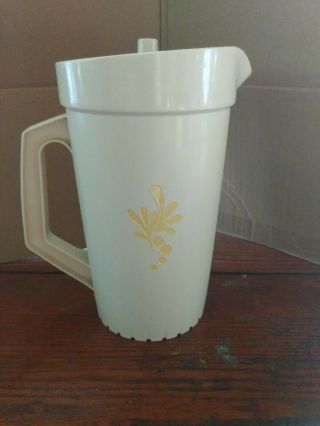 Vintage Tupperware Water Pitcher With Push Button Lid - 1 Quart - - G1