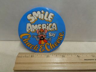 Chuck E.  Cheese Button Large 1982 Pizza Time Theater Vintage