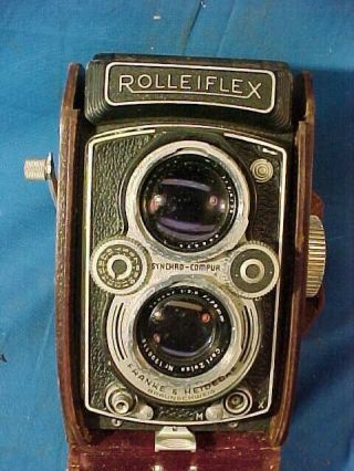 Vintage Rolleiflex 3.  5b Tlr Medium Format Camera 1:3.  5 F=75mm