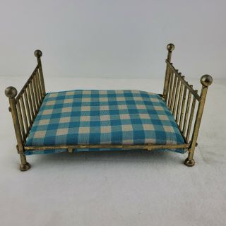 Vintage Dollhouse Miniatures 1:12 Brass Bed With Blue And White Checked Mattress