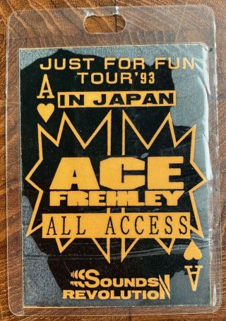 Kiss - Ace Frehley - 1993 Backstage Laminate Pass All Access - Japan Tour Guitar Pick