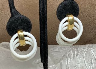 Vintage Crown Trifari Gold Tone And White Hoop Lucite Dangle Earrings