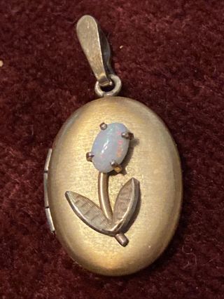 Vintage Gold Tone Oval Locket Opal Flower Design Holds 2 Pictures