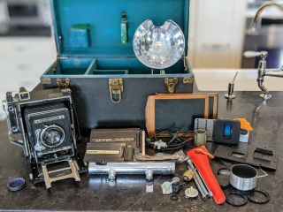 Graflex Speed Graphic 4x5 Camera With Case And Accessories