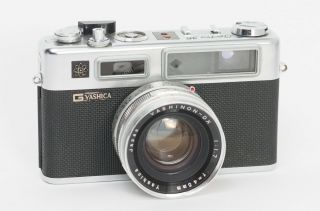 Yashica Electro 35 Exc,  With Case And Yashinon 45mm F/1.  7