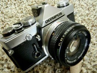 Olympus Om - 1 35mm Slr Film Camera W/ Zuiko Auto S 1:1.  8 50mm Lens