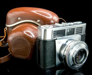 Zeiss Ikon Contessa Lk Camera & Carl Zeiss Tessar F2.  8 50mm Lens & Case
