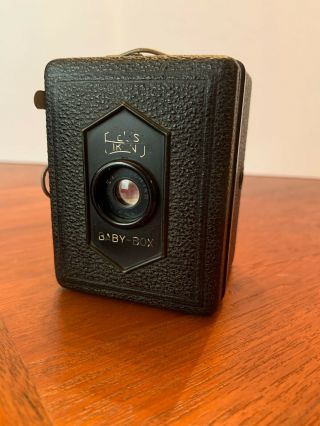 Vintage Zeiss Ikon Baby Box Camera 1934 - 38 127 Film
