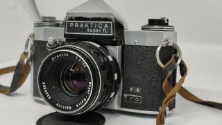 Praktica Tl 35mm Slr Film Camera Meyer Optik Gorlitz 50mm F1.  8 Lens