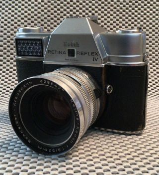 Vintage Kodak Retina Reflex Iv.  Schneider 50mm F1.  9 Lens