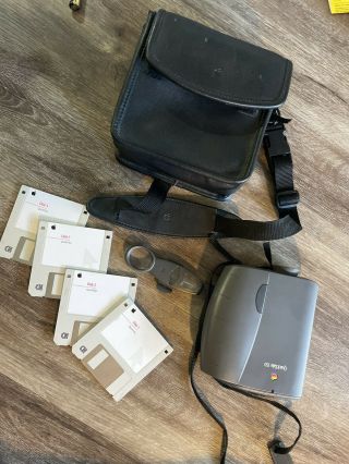 Vintage Apple Quicktake 150 With Handbag,  Diskets And Another Lens