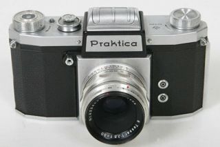 Praktica 35mm Camera With Zeiss Tessar 50mm F2.  8 Lens