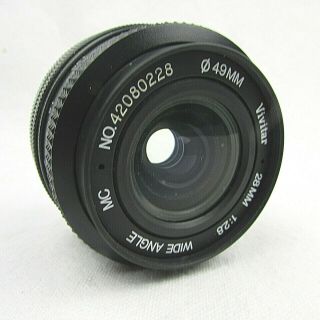 Vintage Vivitar Mc 28mm F/2.  8 Wide Angle Lens Canon Fd W/polar Filter