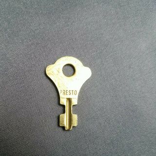 Vtg Presto Luggage Key 2 Pre - Cut 3rd One That Matches And Two Other Keys Awesome