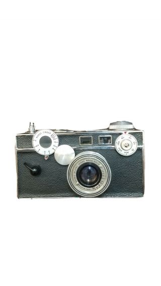 Argus C3 Rangefinder Camera With Coated Cintar 3.  5/50mm Lens And Leather Case