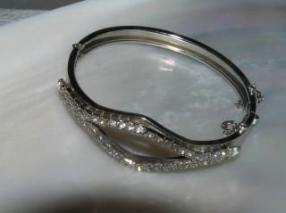 Vintage Etched Silvertone With Clear Rhinestone Lined Open Marquise Shape Hinged