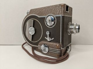 Vintage 1940s Revere Eight 8mm Movie Film Camera Model 77