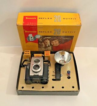 60s Kodak Brownie Reflex 20 Camera With Flash Flasholder & Instructions
