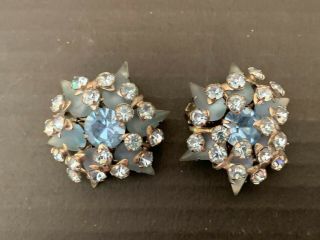 Vintage Lisner Blue Glass And Rhinestone Clip On Earrings