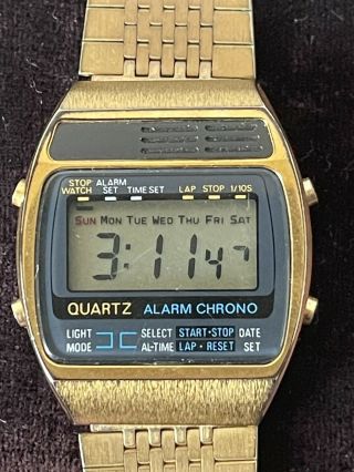 Vintage Men’s Armitron Quartz Alarm Chronograph Lcd Melody Alarm Digital Watch