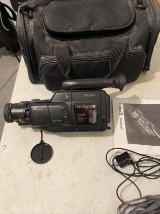 Sony Handycam Video 8 Camera Recorder Ccd - F33 With Battery/two Papes Not