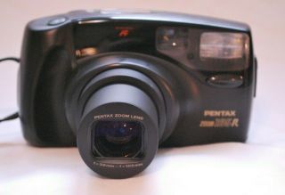 Pentax Zoom 105 - R 35mm Point & Shoot Film Camera Built - In Flash Autofocus