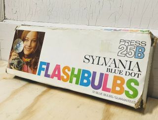 Vintage Sylvania Press - 25b Blue Dot - Pack Of 12 Flash Bulbs - Box
