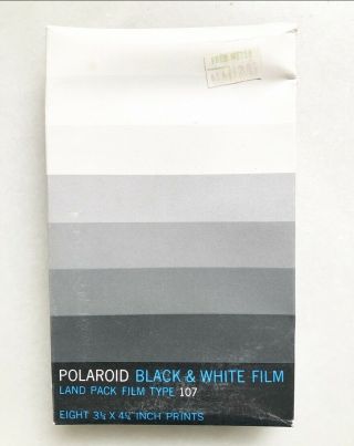 Vintage Polaroid 107 Black White Instant Film 8 Photos Expired Nov 1975