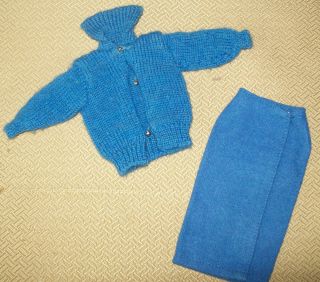 Vintage Sweater & Skirt For Barbie Dolls Outfit Known As Knitting Pretty 957