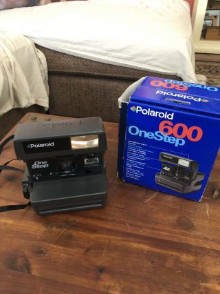 Vintage Polaroid 600 One Step Instant Film Camera With Strap Black In The Box