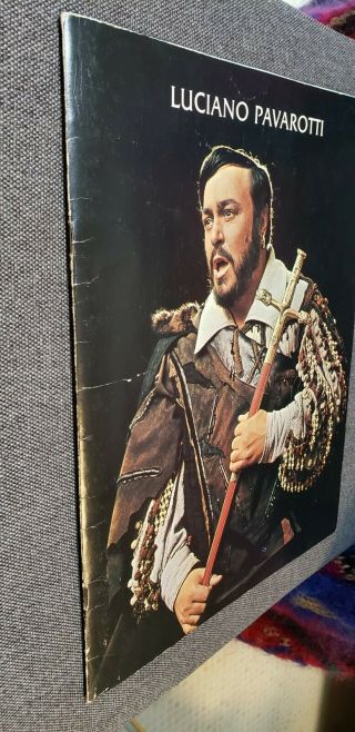 Luciano Pavarotti 1977 Photo Book SIGNED Autographed in 1982 3