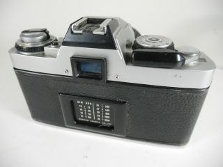 Minolta XG - M 35mm SLR Camera with Osawa 35 - 70mm f3.  5 - 4.  5 Lens 2