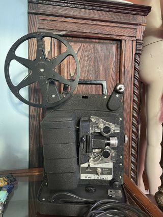 Vtg 1950s Bell & Howell Auto Load 8mm Film Projector Model 256 Needs Bulb