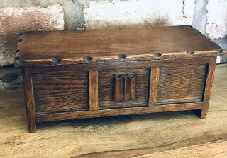 Fabulous Vintage Miniature Oak Coffer Tallenr Music Box