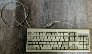 Vintage Windows Microsoft Kbd - Win95 Keyboard Clicks - Missing Pegs/stands
