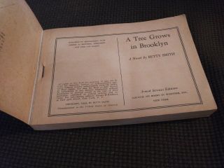 A Tree Grows in Brooklyn Betty Smith Armed Services Edition 1943 3