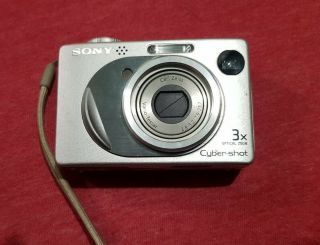 Vintage Sony Cyber - Shot Dsc - W1 Digital Camera 3x Optical Zoom