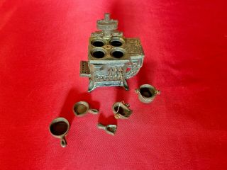 Vintage Queen Black Cast Iron Miniature Stove W/ Pots And Pans