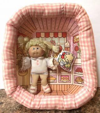 1983 Coleco Cabbage Patch Kids Pin - Up Wall Hanging Candi Jilly & Her Sweet Shop