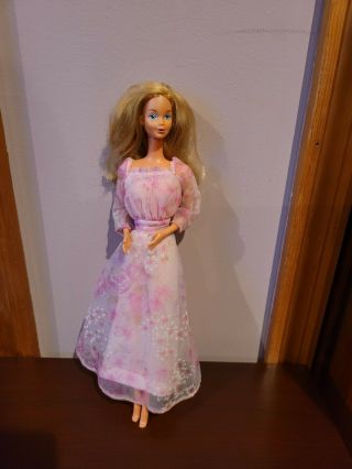 Vintage Mattel Kissing Barbie In Pink Floral Chiffon Dress